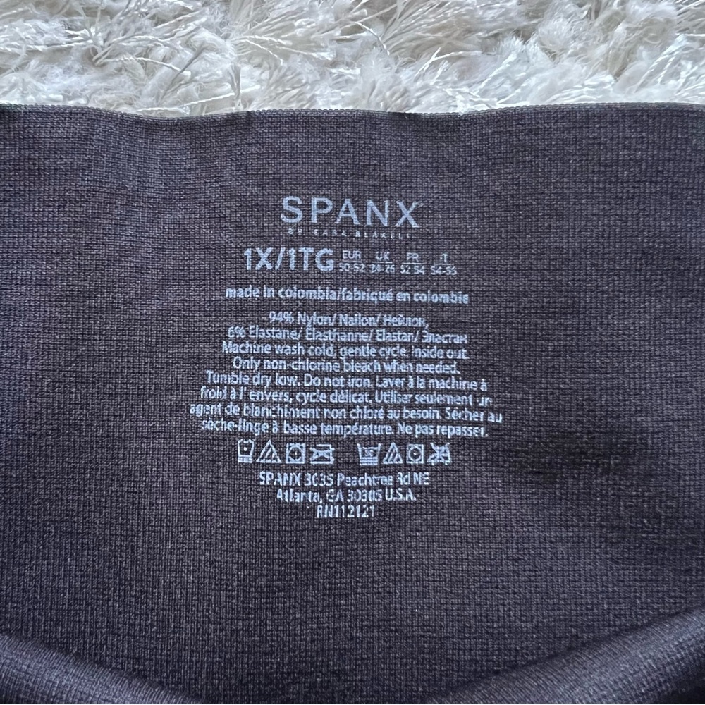 SPANX EcoCare Seamless Leggings - Picture 6 of 11